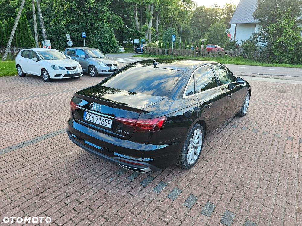 Audi A4 Limousine - 32