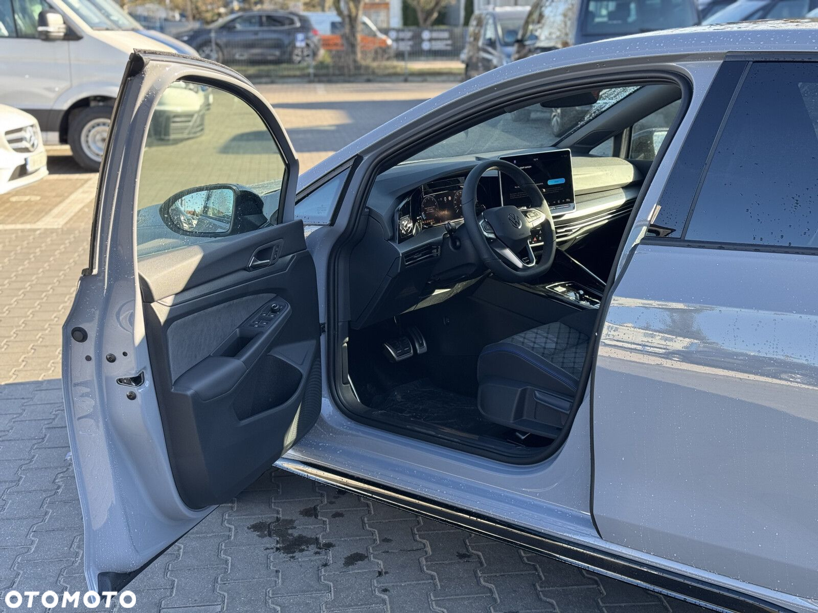 Volkswagen Golf - 18