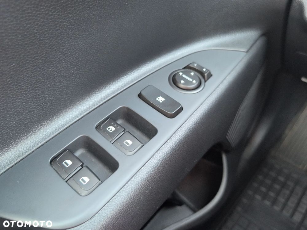 Kia Stonic 1.2 M - 23