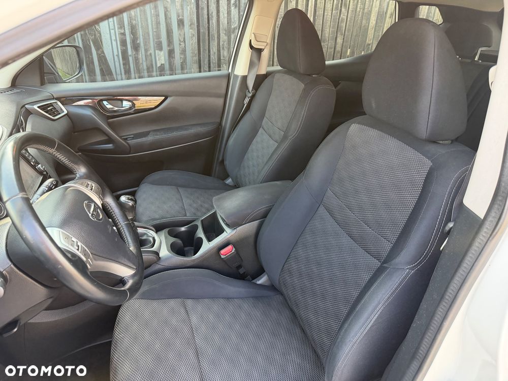 Nissan Qashqai - 17