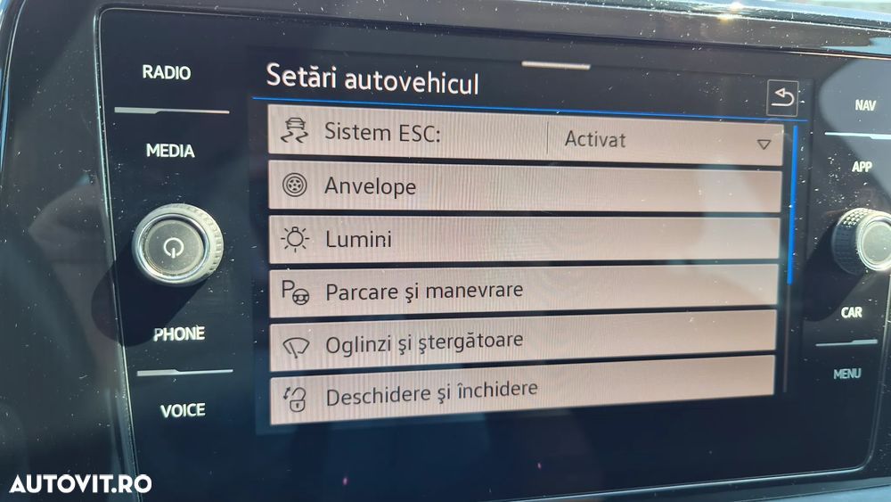 Volkswagen T-Roc 1.5 TSI DSG Life - 25