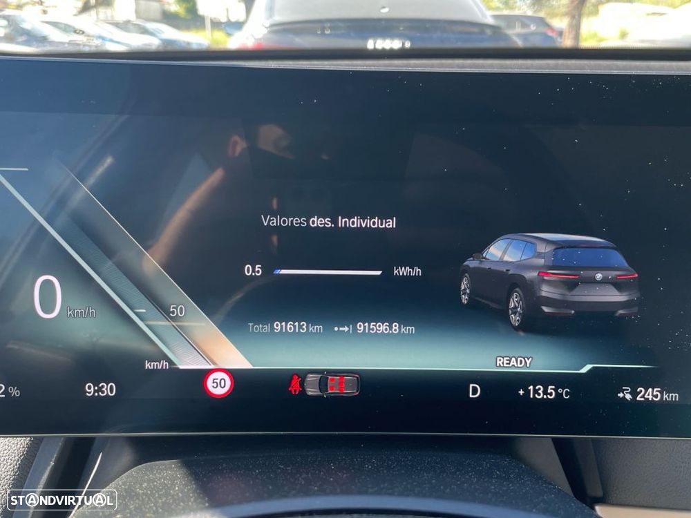 BMW iX xDrive 40 Pack Desportivo - 3