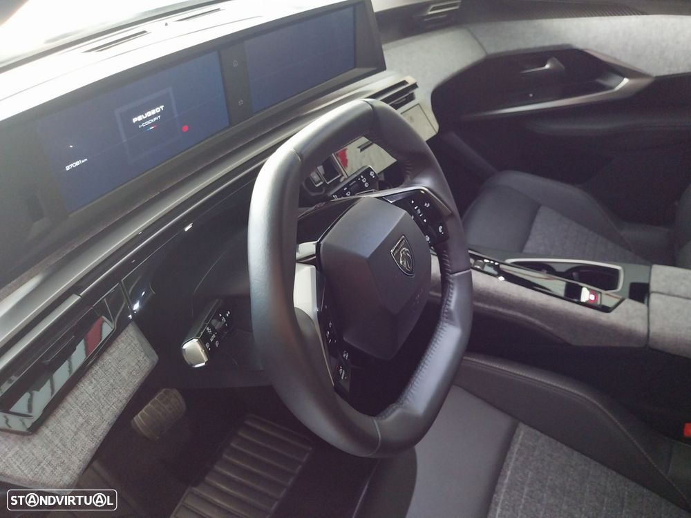 Peugeot 5008 - 13