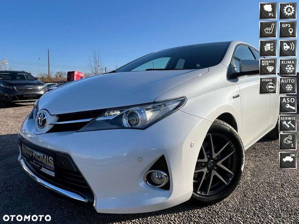 Toyota Auris - 1