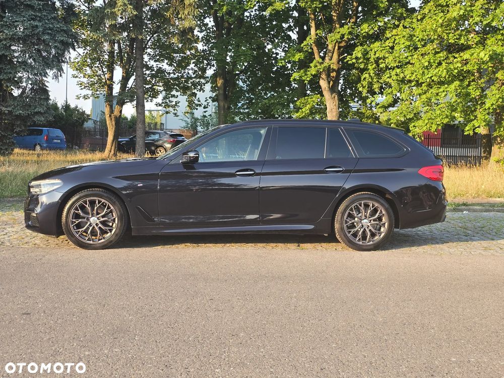 BMW Seria 5 520d M Sport - 2