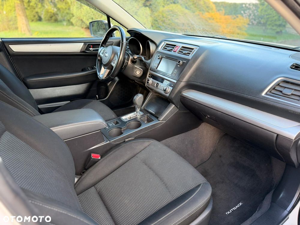 Subaru Outback 3.6 R Exclusive Navi MAC - 14