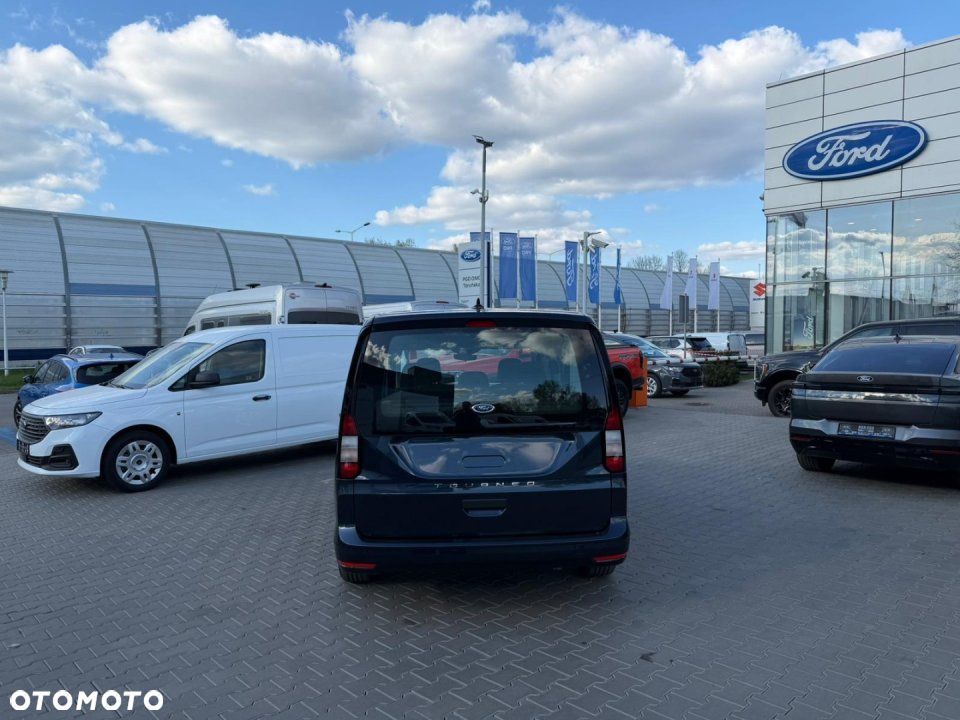 Ford Tourneo Connect - 7