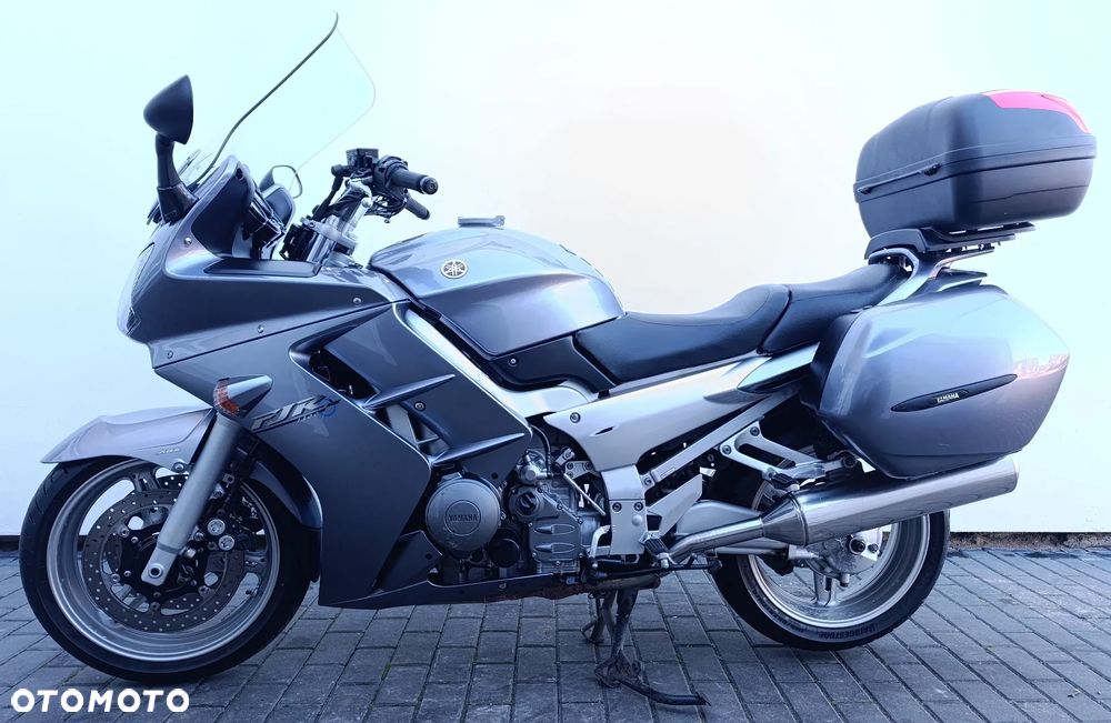 Yamaha FJR - 3