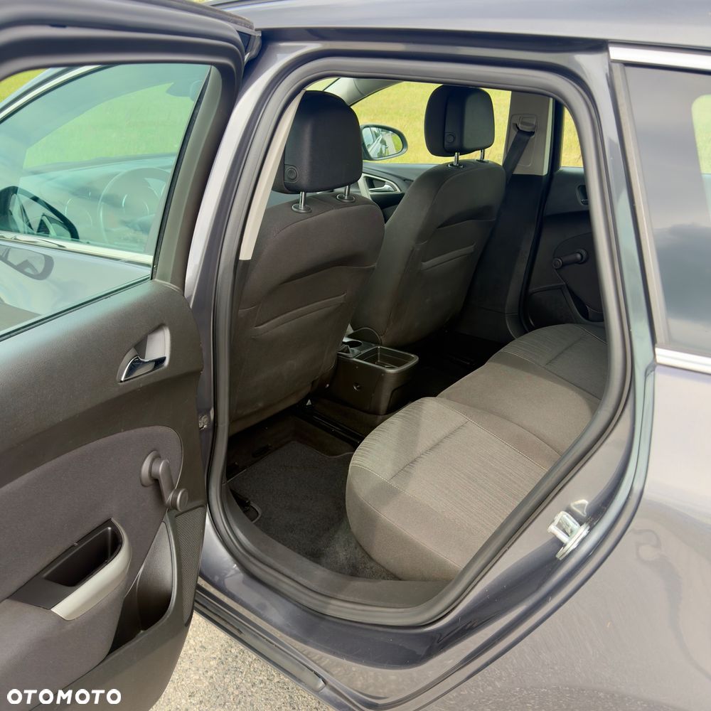 Opel Astra 1.4 Turbo Color Edition - 13