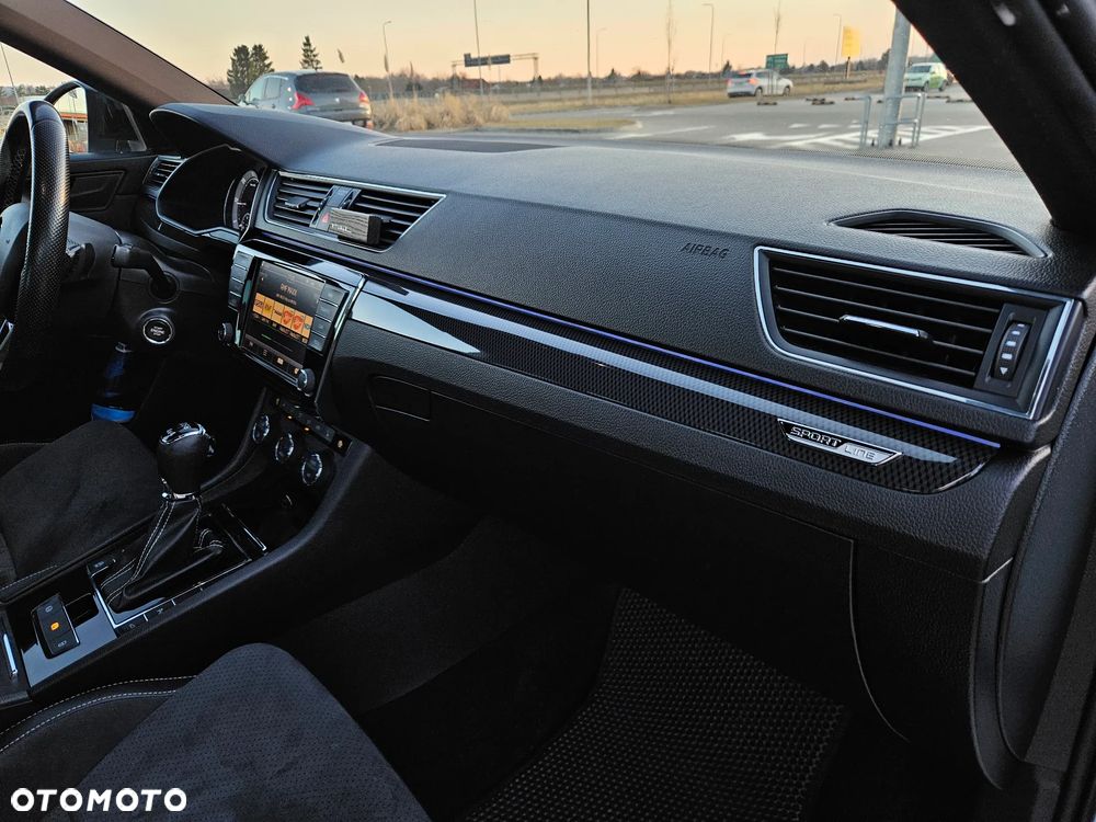 Skoda Superb 2.0 TDI 4x4 Sportline DSG - 13