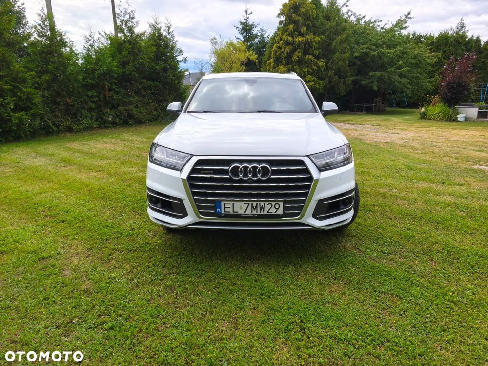Audi Q7 3.0 TFSI Quattro Tiptronic - 2