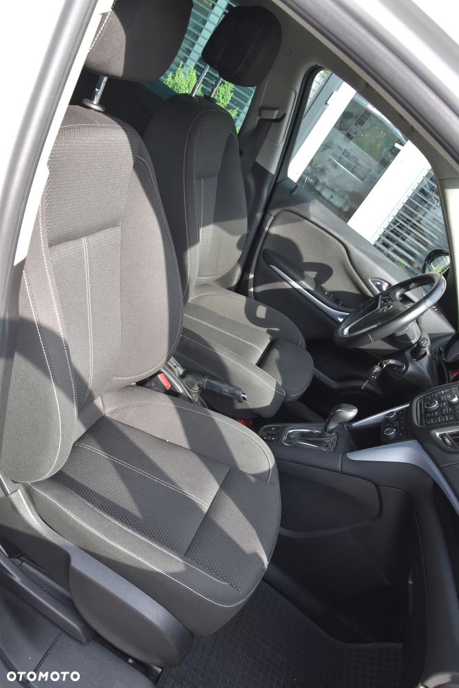 Opel Zafira Tourer 2.0 CDTI Automatik Innovation - 21