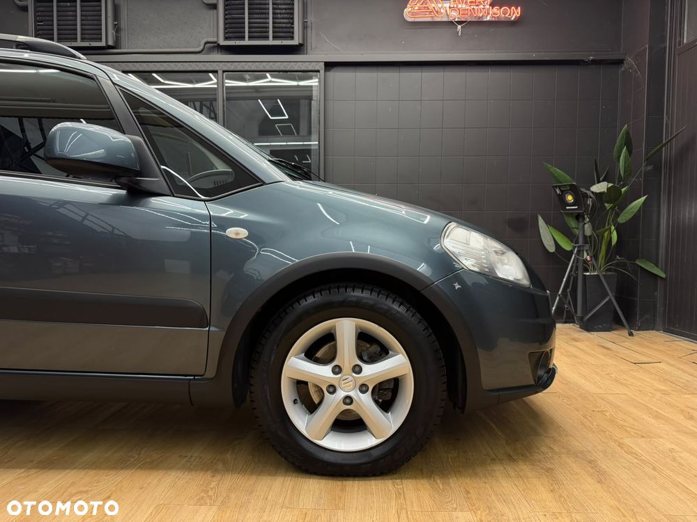 Suzuki SX4 1.6 GS / Premium - 22