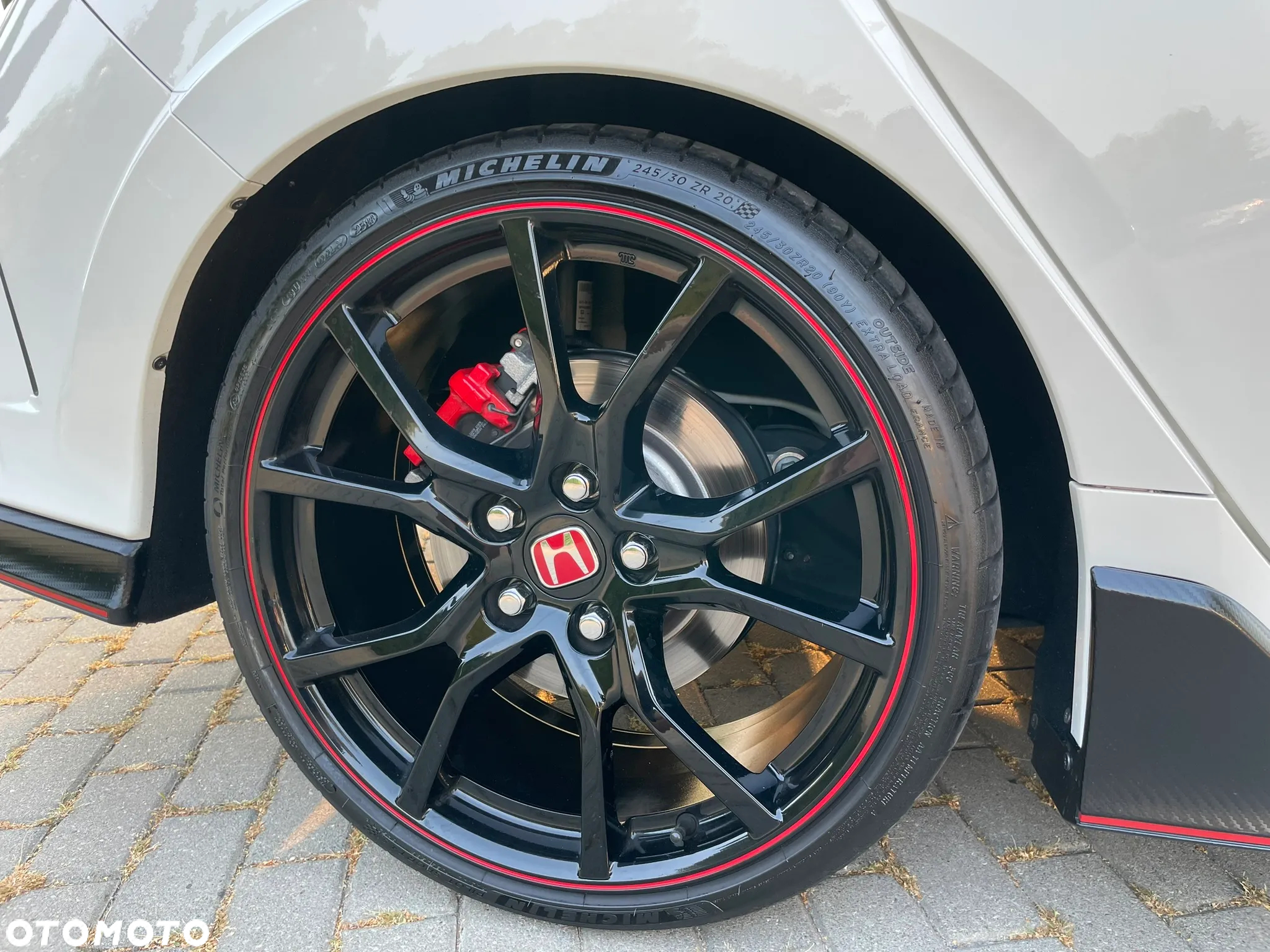 Honda Civic 2.0 VTEC Turbo Type R - 12
