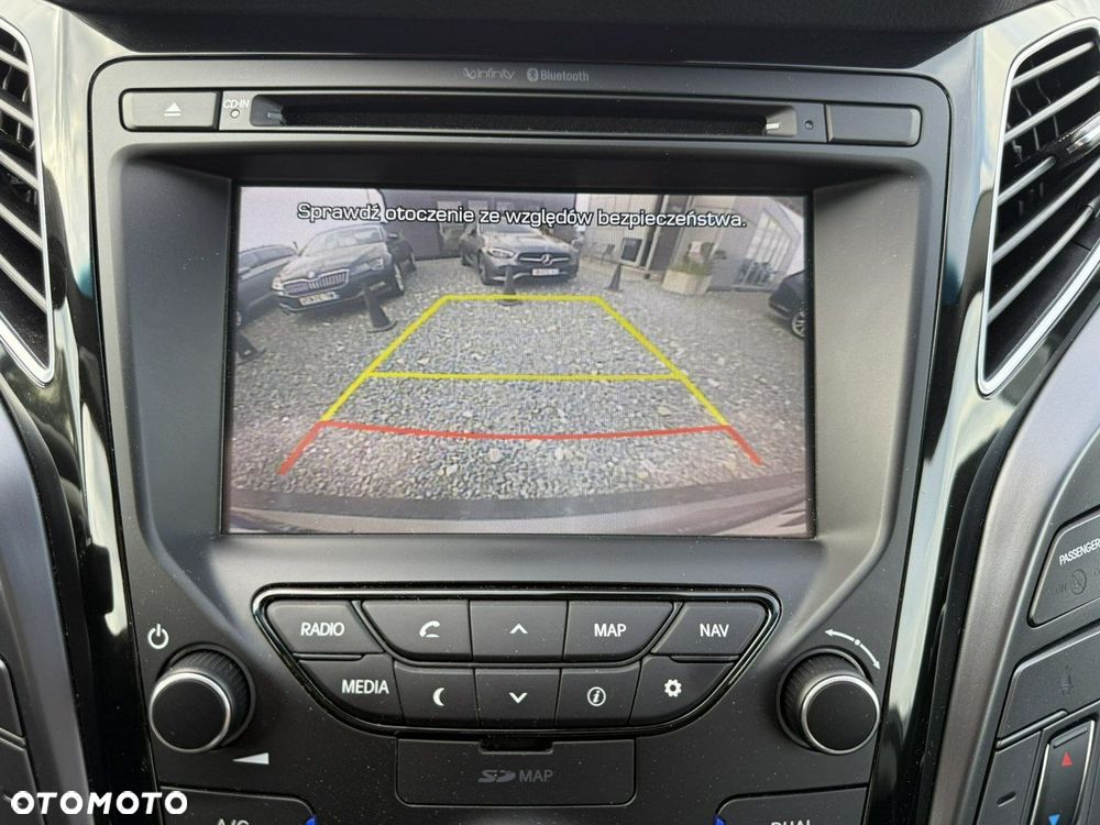 Hyundai i40 Kombi 1.7 CRDi Premium - 27