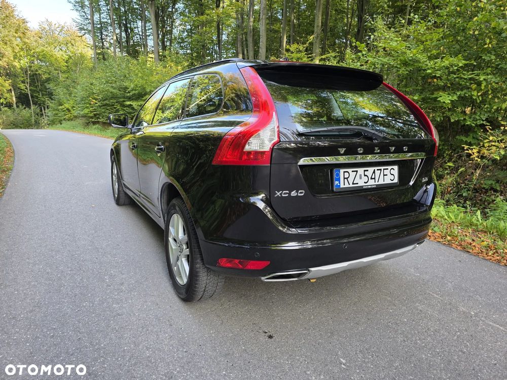 Volvo XC 60 - 8