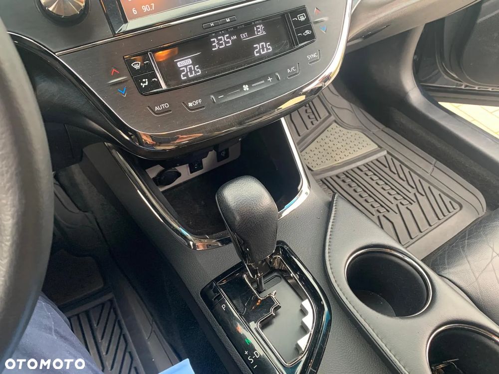 Toyota Avalon - 23
