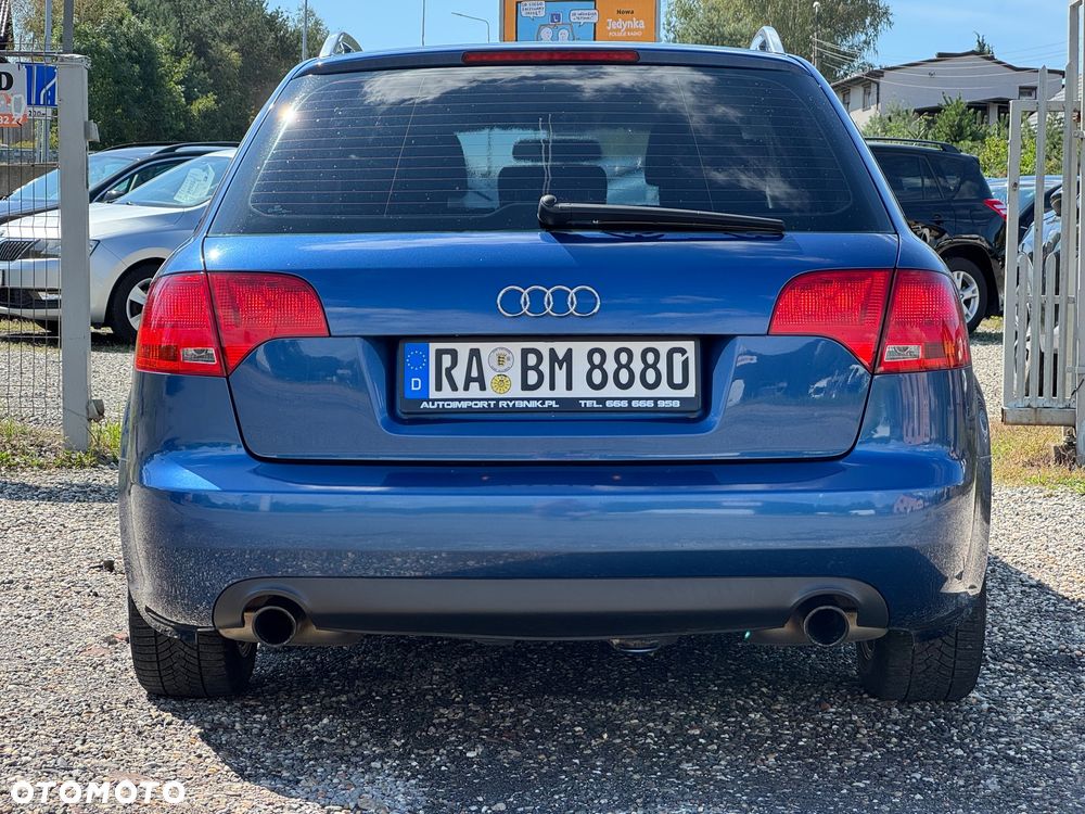 Audi A4 Avant 2.0 T FSI - 12