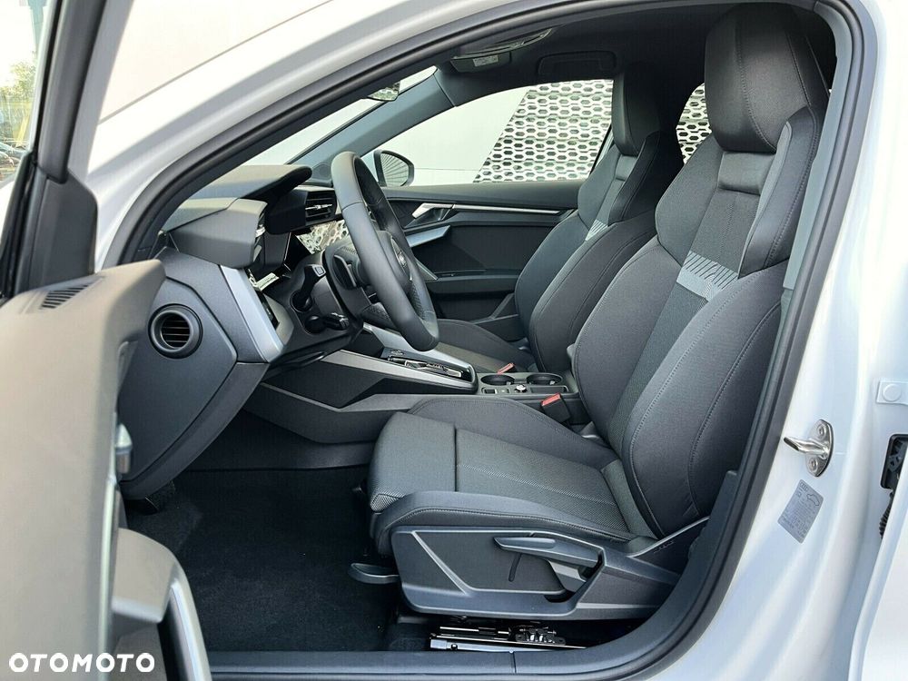 Audi A3 Sportback - 5