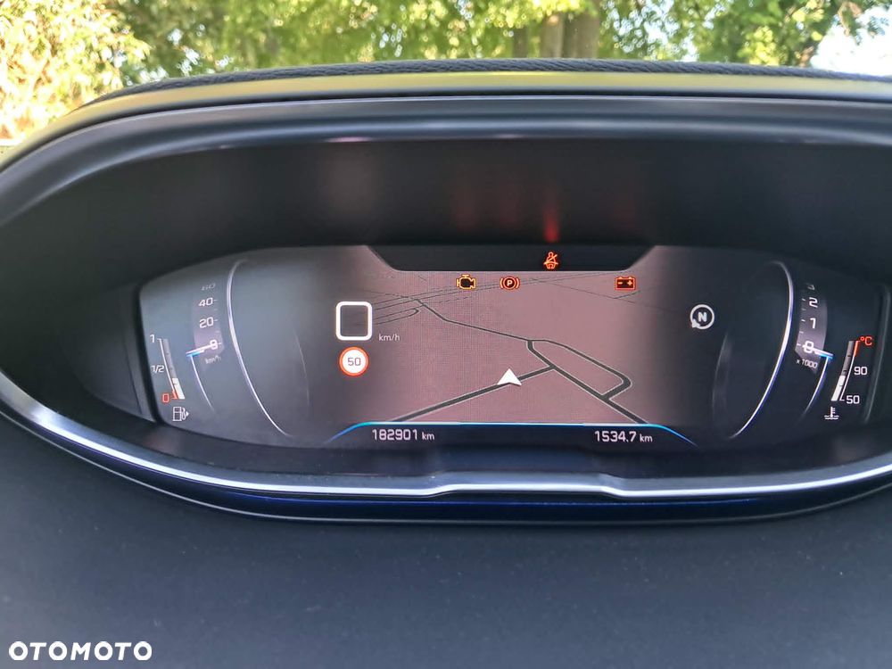 Peugeot 3008 1.5 BlueHDi Allure Pack S&S - 13