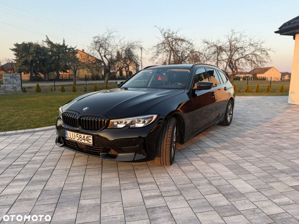 BMW Seria 3 320d Sport Line Shadow - 3