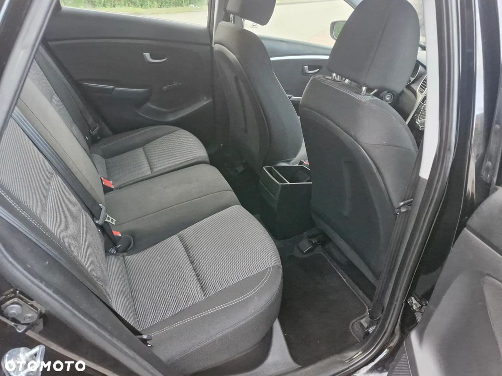 Hyundai i30 - 16