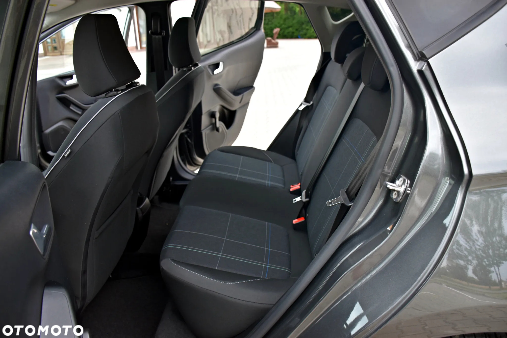 Ford Fiesta 1.0 EcoBoost Titanium - 27