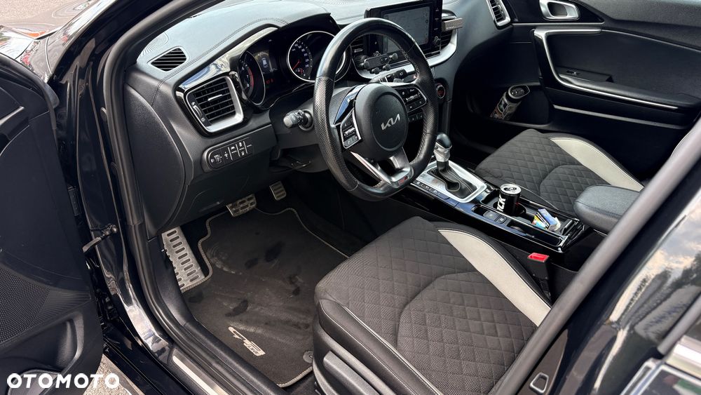 Kia ProCeed - 30