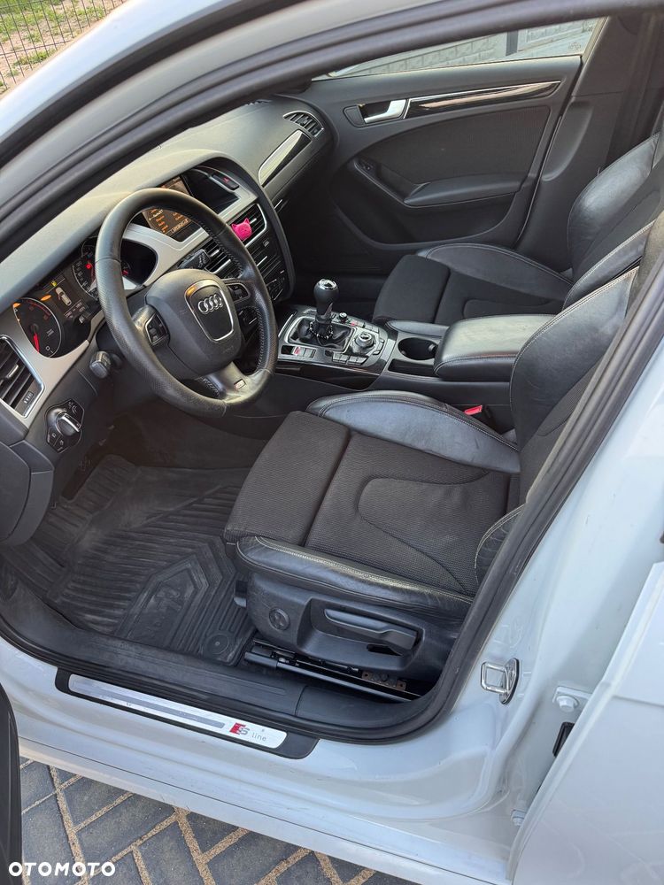 Audi A4 Avant - 13