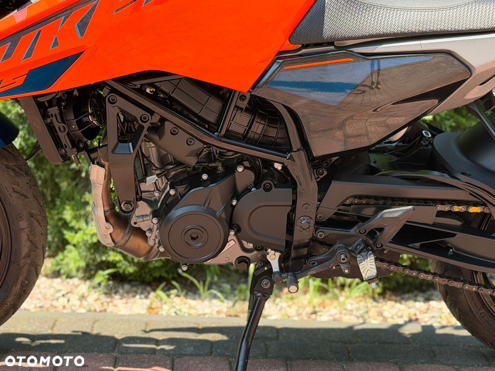 KTM Duke 125 - 16