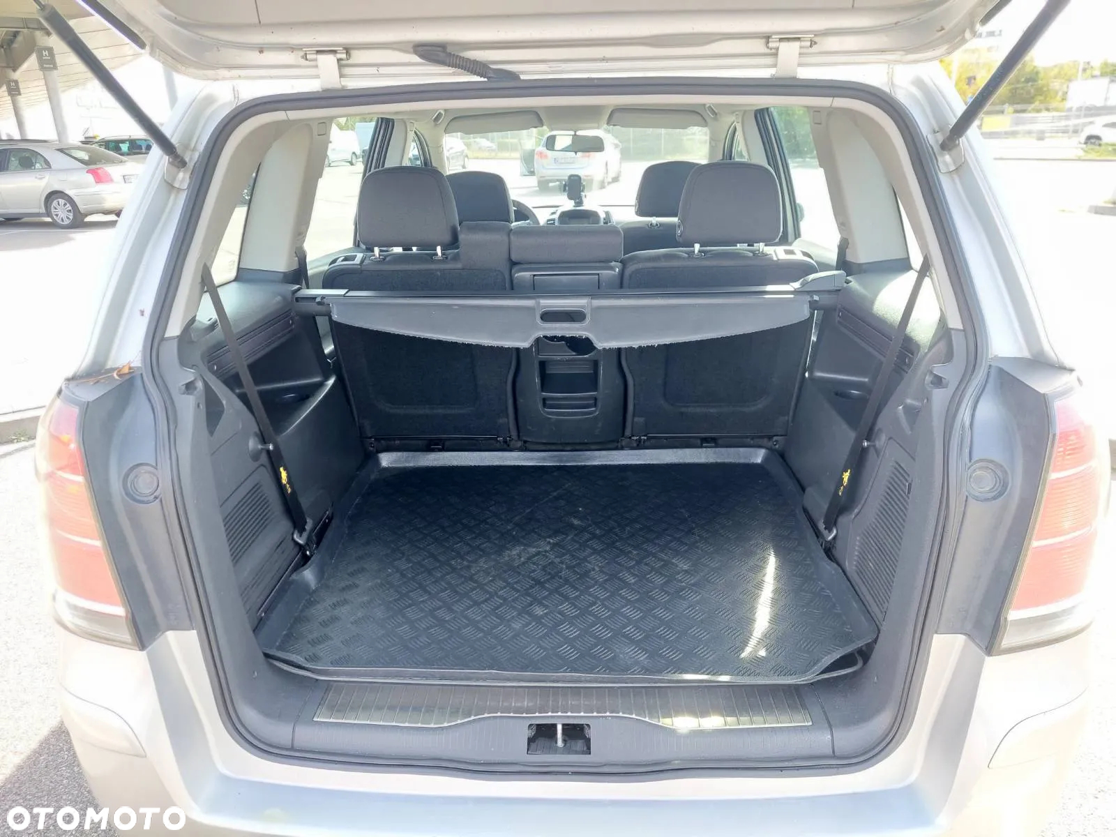 Opel Zafira - 13
