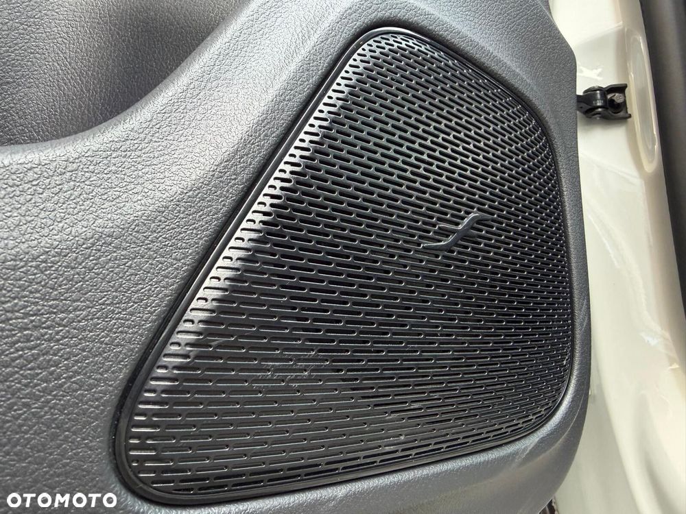 Mercedes-Benz CLA - 18