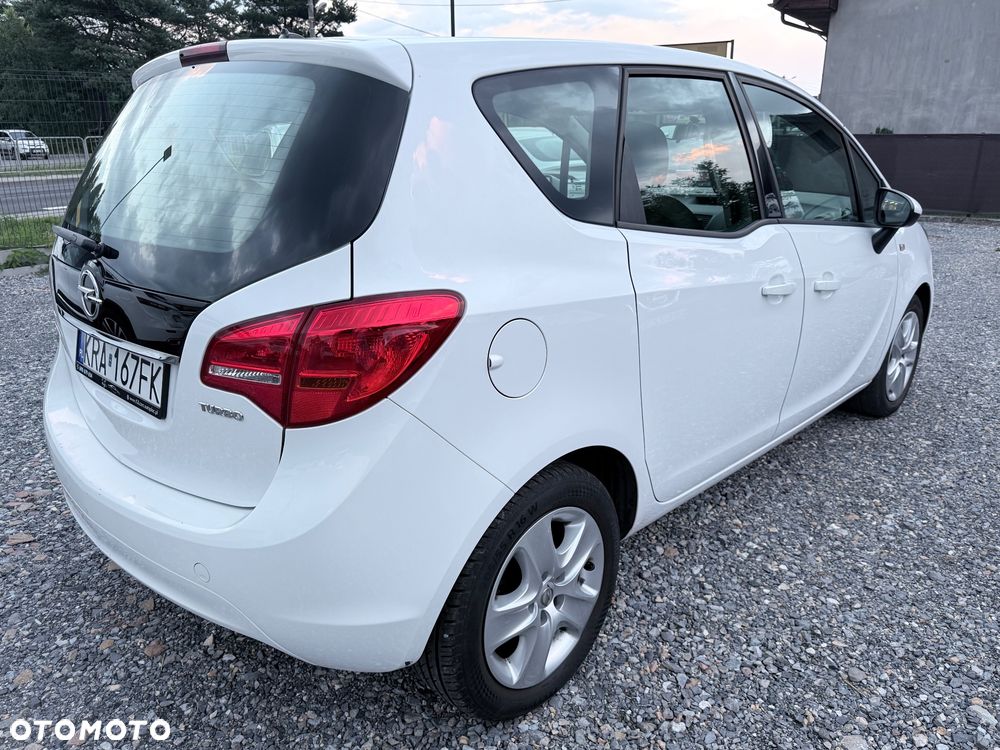 Opel Meriva 1.4 T Essentia - 10