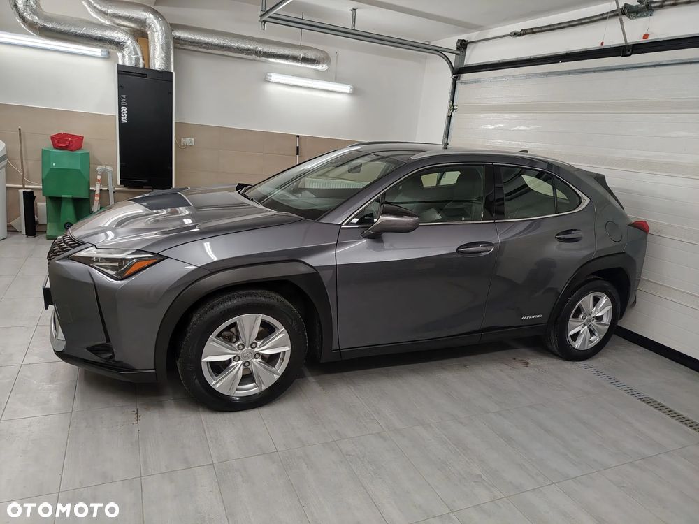 Lexus UX 250h Elegance 2WD - 8