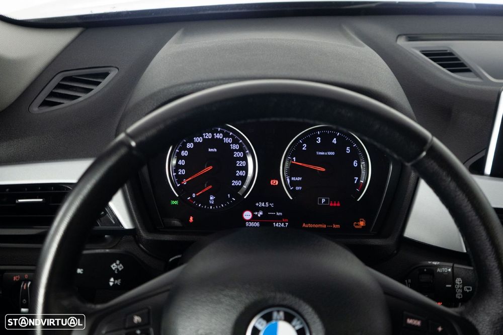 BMW X1 25 e xDrive - 29