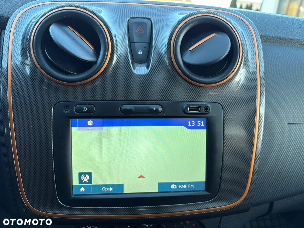 Dacia Sandero TCe 90 S&S Celebration - 26