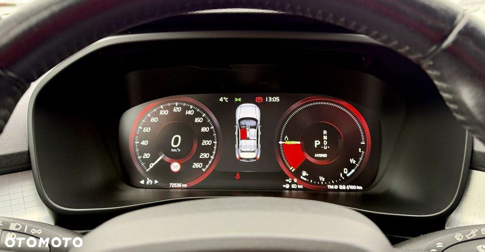 Volvo XC 40 T5 Twin Engine DKG Momentum Pro - 18