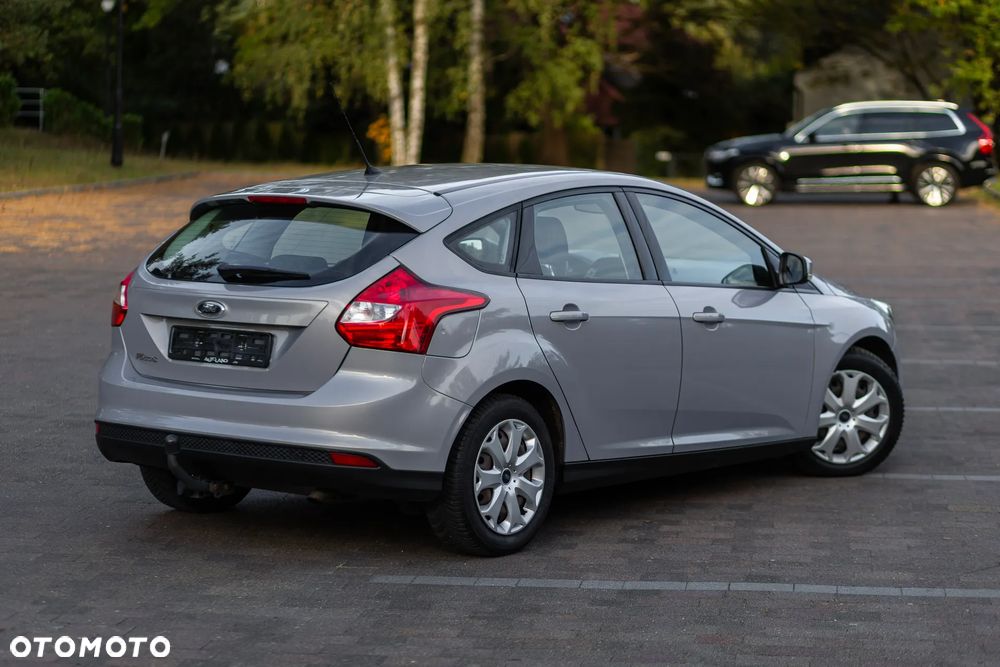 Ford Focus - 17