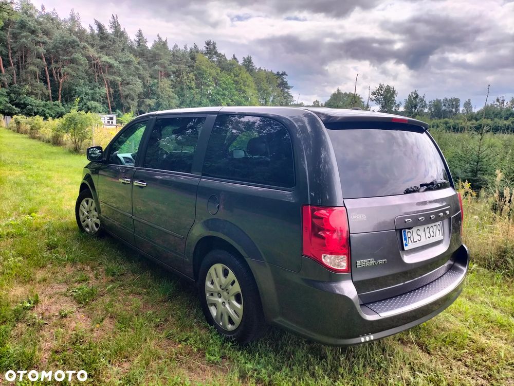 Dodge Grand Caravan - 21