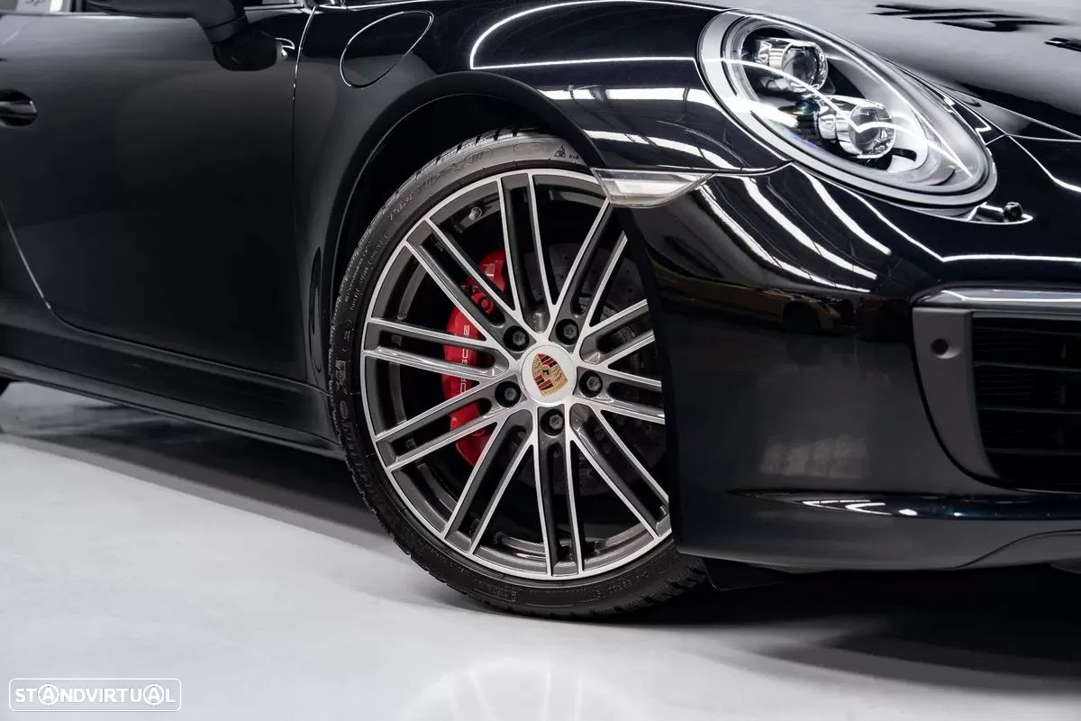 Porsche 911 (991) - 4