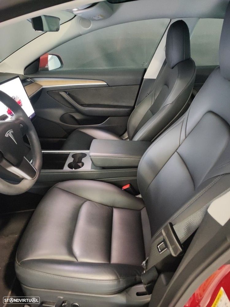 Tesla Model 3 Standard Range Plus RWD - 4