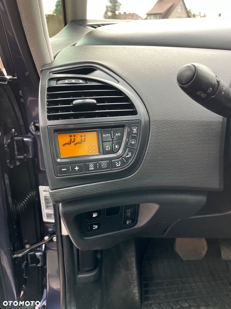 Citroën C4 Grand Picasso 2.0 HDi FAP 7-Sitzer Exclusive - 28