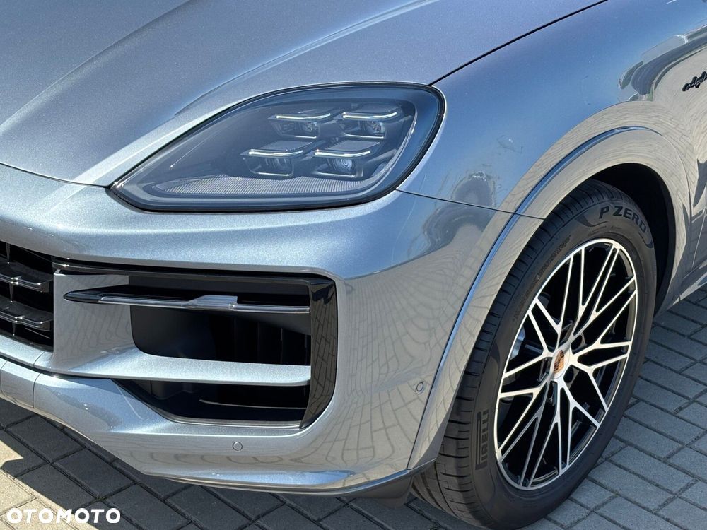 Porsche Cayenne - 9