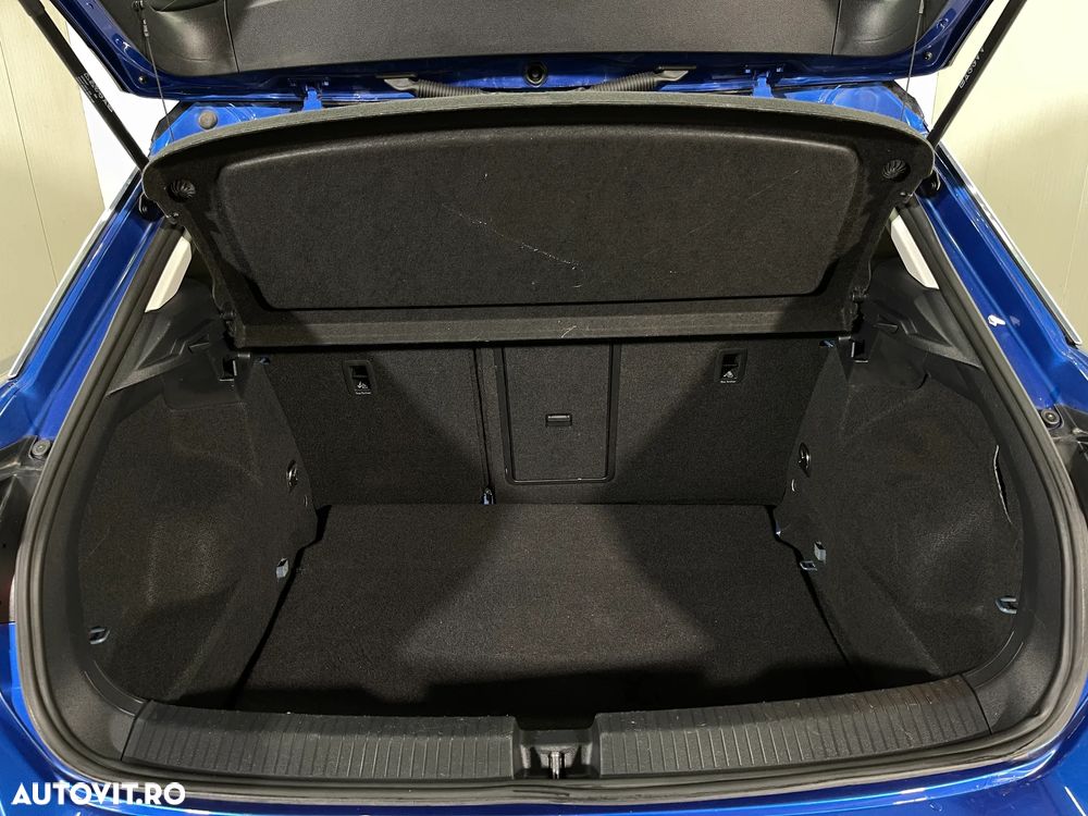 Volkswagen T-Roc 2.0 TDI DSG Design - 12