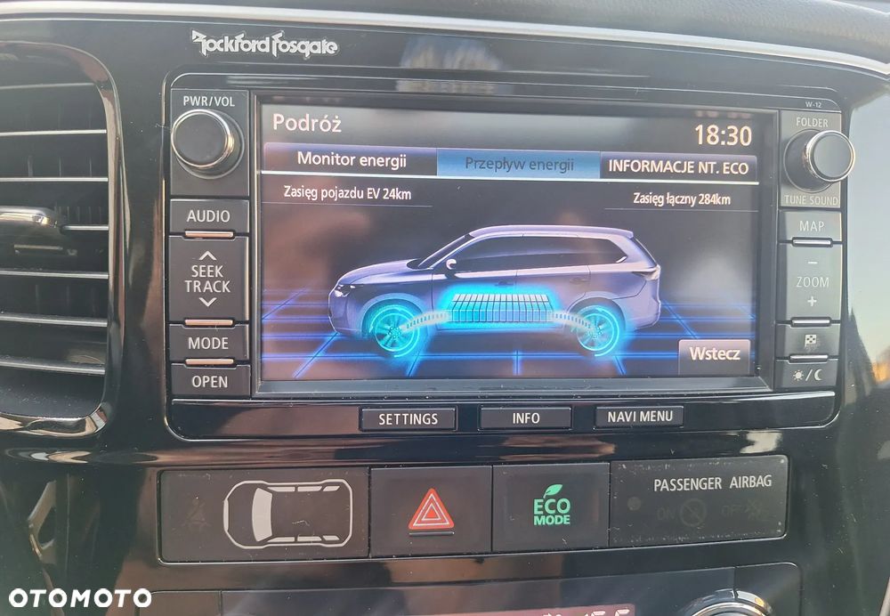 Mitsubishi Outlander 2.0 4WD Plug-In Hybrid - 19