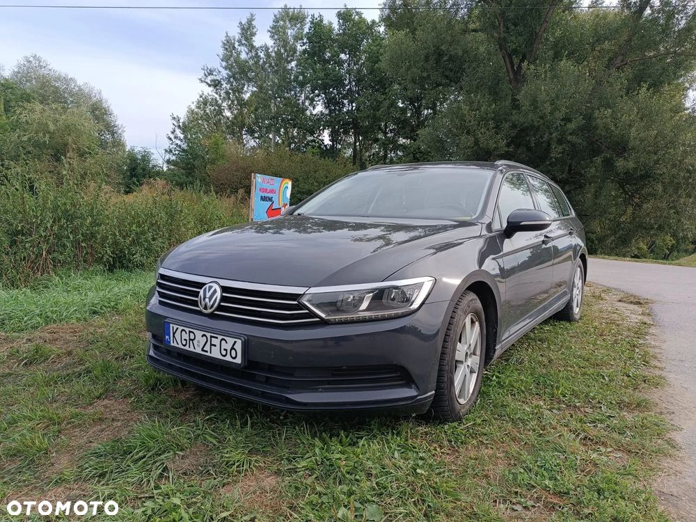 Volkswagen Passat 1.6 TDI BMT Trendline - 2