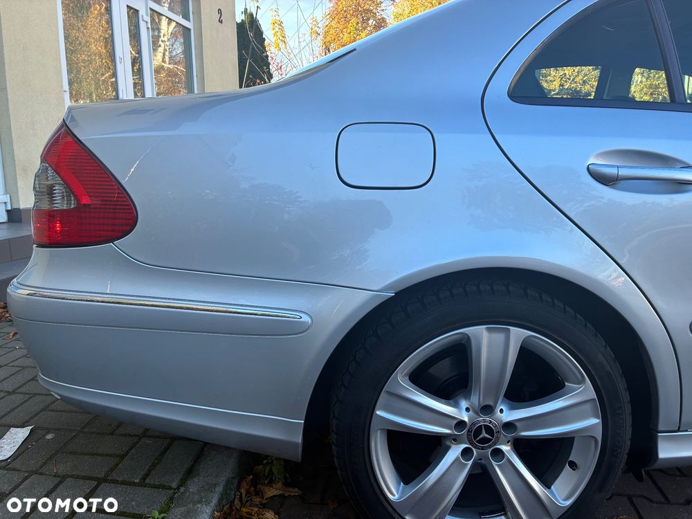 Mercedes-Benz Klasa E 320 CDI Elegance - 37