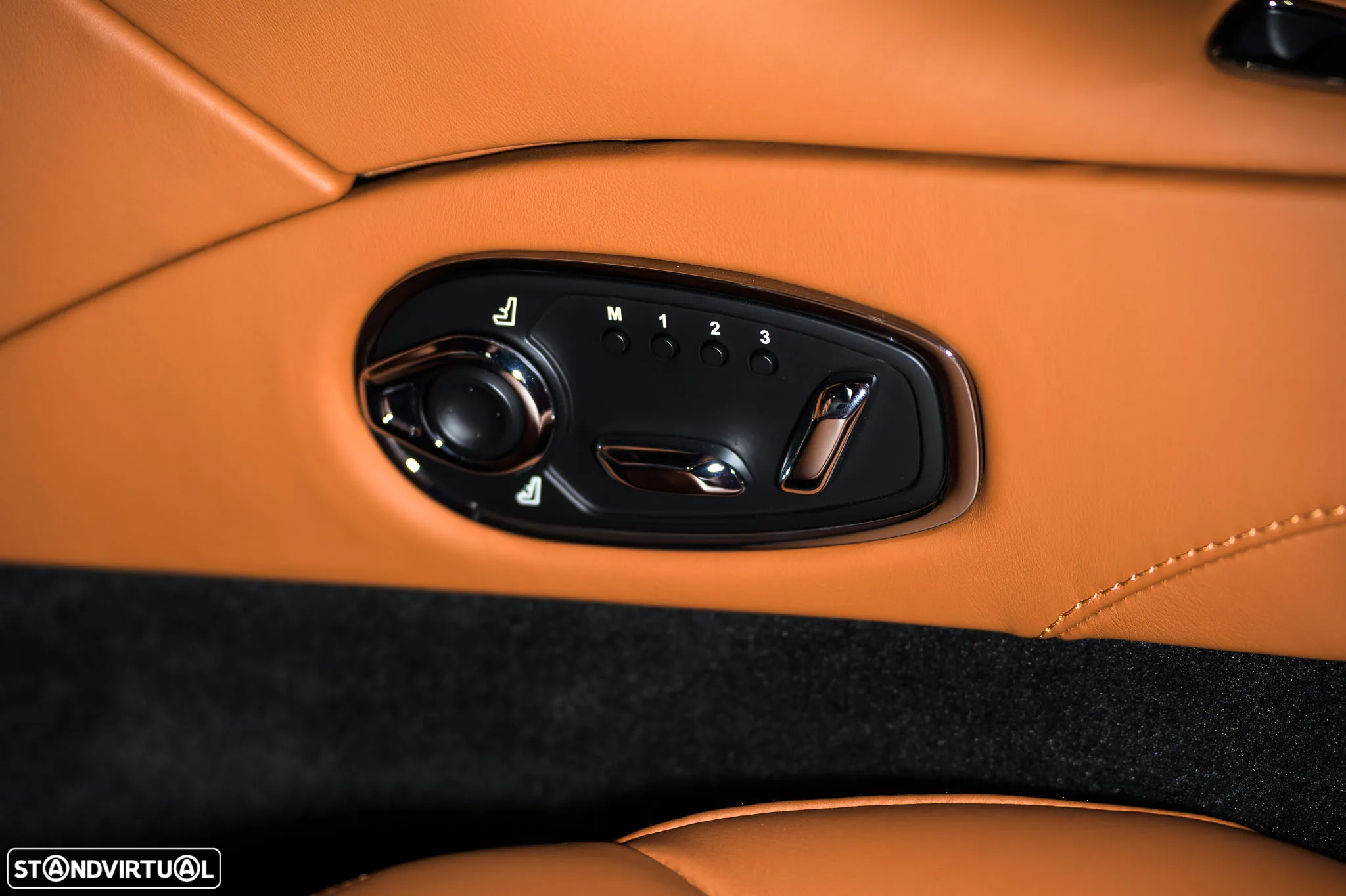 Aston Martin DBS Coupe 770 Ultimate - 37