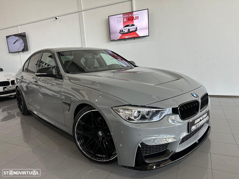 BMW 320 d Pack M - 35
