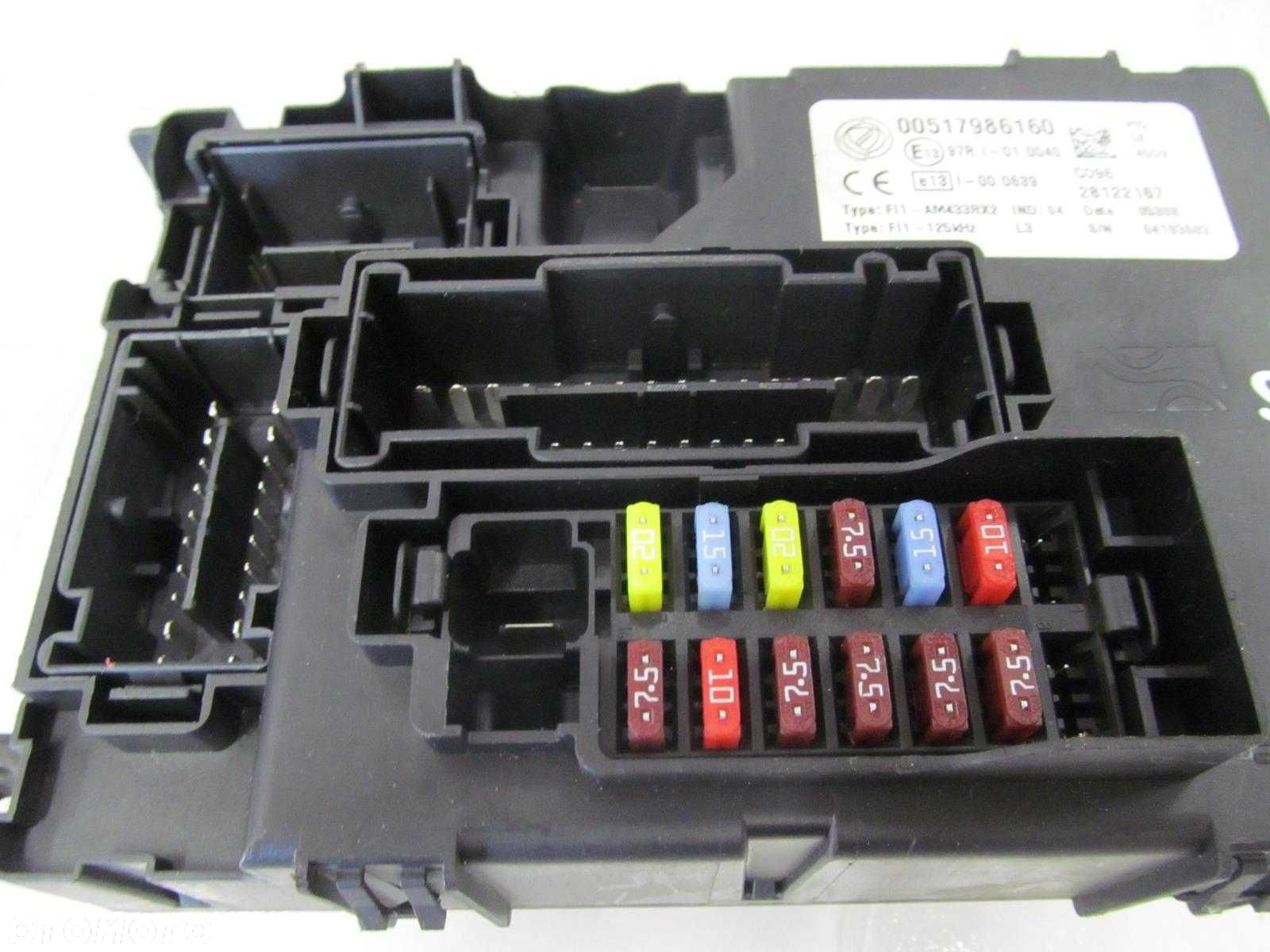 FIAT GRANDE PUNTO 05-09 SKRZYNKA BEZPIECZNIKOW 00517986160 - 3